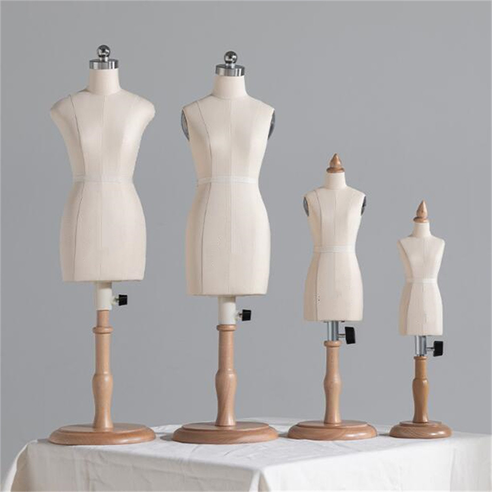 Cosplay Prop Foam - Torse en bois vêtements de couture